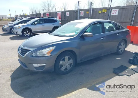 2015 Nissan Altima 2.5 S из США, поврежденный, VIN 1N4AL3AP7FN867163